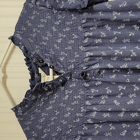 Matilda Jane Womens Blue White Floral Flutter Top Sz Med New With Tags - Picture 2 of 5